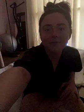 Mia Winters online show from November 2025 02:54:02 PM