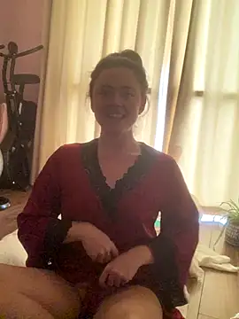 Mia Winters online show from November 2025 12:10:01 PM