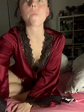 Mia Winters online show from October 2025 06:18:02 PM