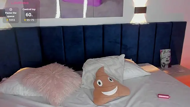 SharonLovee online show from February 2026 10:45:02 PM