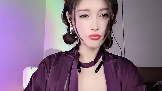 Snapshot of QiaoHui chatting on October 2025 12:29:02 PM QiaoHui online show from October 2025 12:29:02 PM