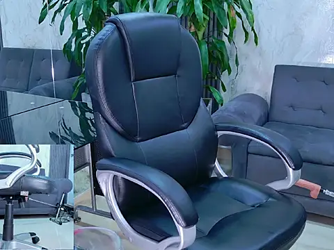 MIA HERNANDEZ HOT online show from February 2026 08:08:02 PM