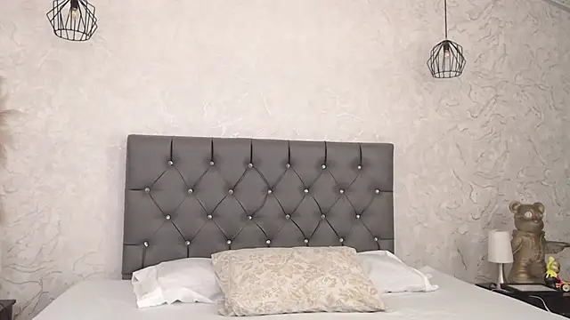 Sabriinaa Foxx online show from March 2026 12:09:01 PM