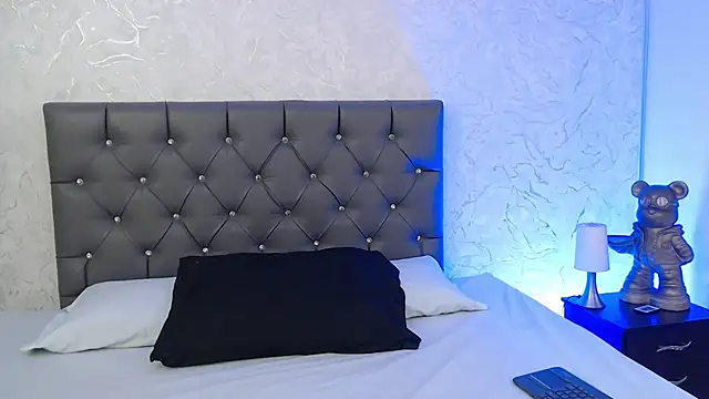 Sabriinaa Foxx online show from February 2026 12:21:01 PM