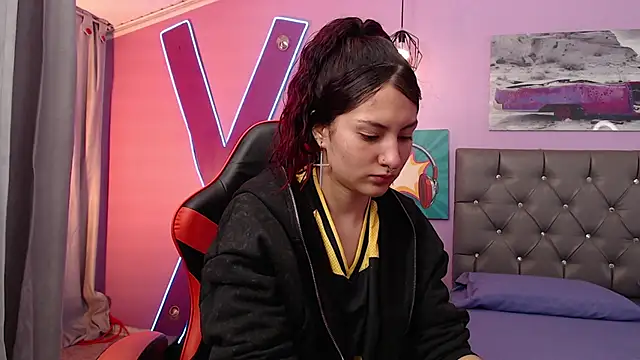 Sabriinaa Foxx online show from October 2025 12:17:02 PM