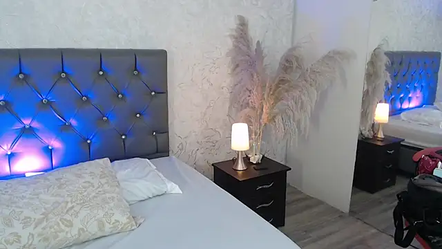 Sabriinaa Foxx online show from April 2026 12:06:02 PM