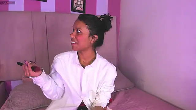 Snapshot of Dakashyten chatting on December 2025 03:44:01 AM Dakashyten online show from December 2025 03:44:01 AM