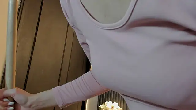 Snapshot of joselin_rouse chatting on March 2026 12:39:02 PM joselin rouse online show from March 2026 12:39:02 PM