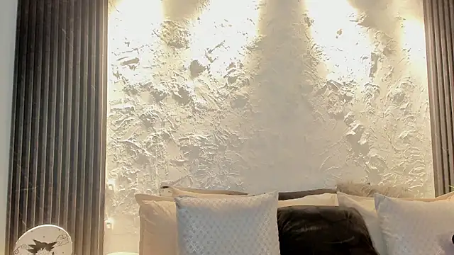 joselin rouse online show from April 2026 12:36:01 PM