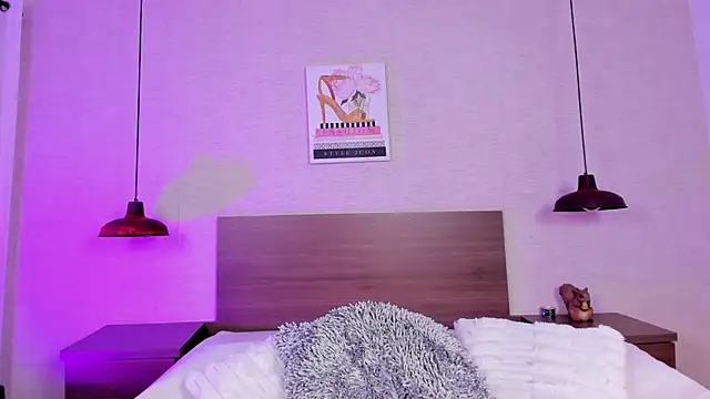 cloehill  online show from October 2025 11:42:02 AM