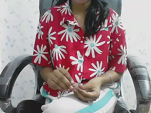 short girl  online show from March 2026 04:41:02 PM