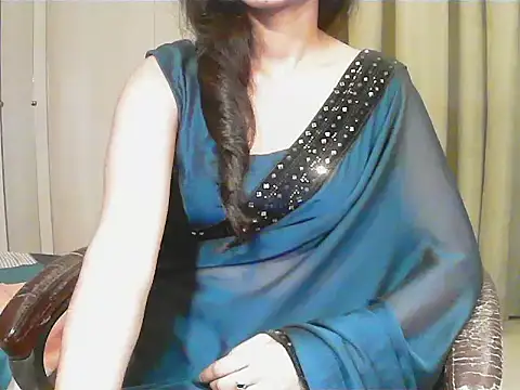 short girl  online show from January 2026 04:32:01 PM