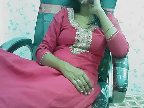 short girl  online show from March 2026 10:41:01 PM