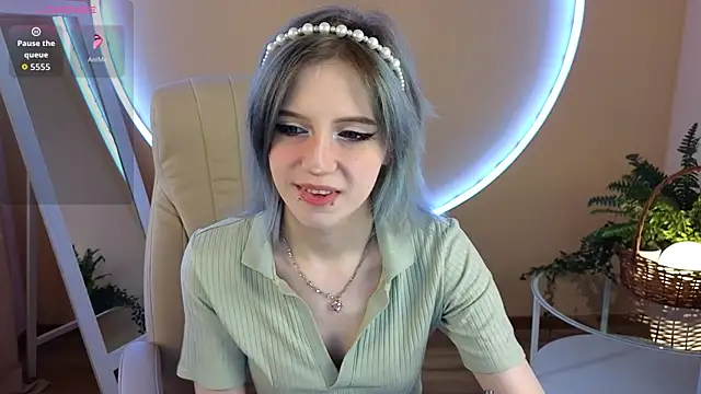 MorgyAsuna  online show from September 2025 01:39:01 PM