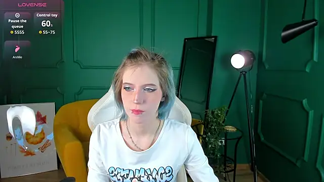 MorgyAsuna  online show from October 2025 01:30:01 PM