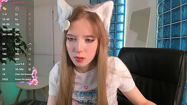 MorgyAsuna  online show from November 2025 06:39:02 AM