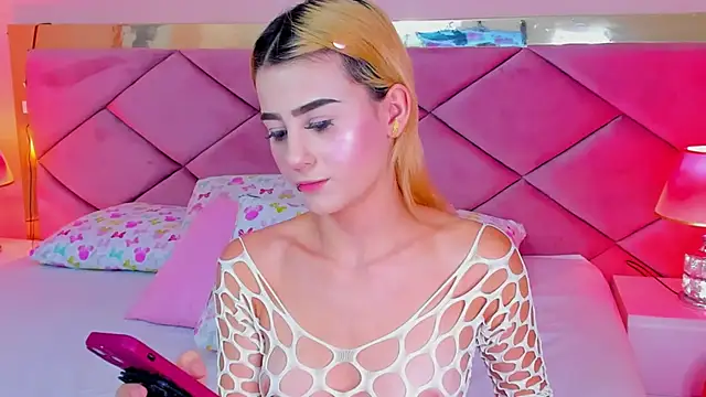 ChloeLaurentt online show from March 2026 03:51:01 PM