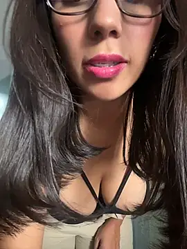 Nicol X online show from May 2026 03:30:01 PM