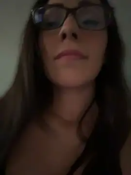 Nicol X online show from April 2026 03:39:02 PM