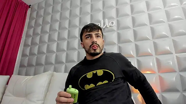 Jack Daniel   online show from October 2025 10:29:01 PM