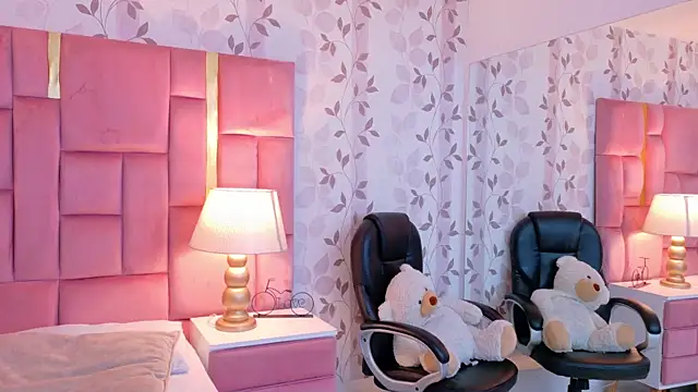 LaylaaDoll online show from May 2026 06:11:02 PM