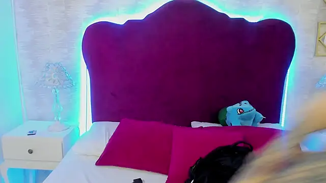 LaylaaDoll online show from September 2025 06:14:02 PM