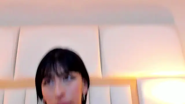 LaylaaDoll online show from October 2025 06:09:02 PM