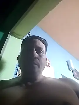 Snapshot of gabo_pajaso chatting on October 2025 05:33:01 AM gabo pajaso online show from October 2025 05:33:01 AM