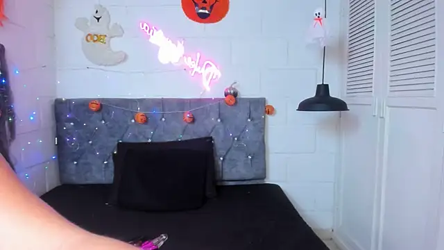 susan dl online show from October 2025 05:47:01 PM