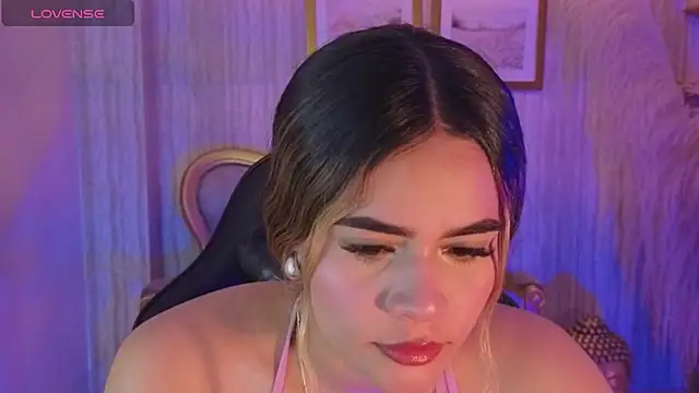 lilith4 s online show from March 2026 08:05:02 PM