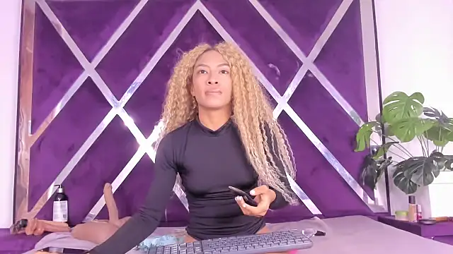 Snapshot of angelkyraasm chatting on January 2026 12:54:02 PM angelkyraasm online show from January 2026 12:54:02 PM