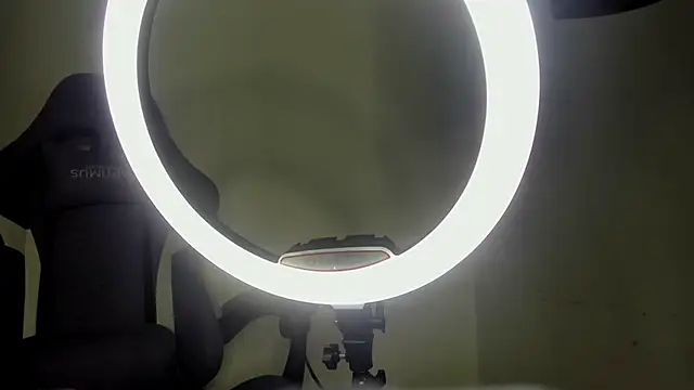 Snapshot of angelkyraasm chatting on March 2026 12:42:01 PM angelkyraasm online show from March 2026 12:42:01 PM