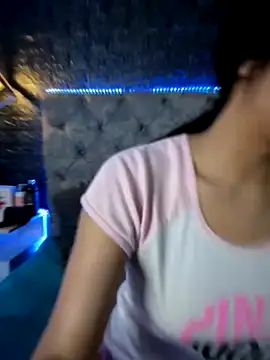 Snapshot of Isabella-Teen chatting on October 2025 03:52:02 AM Isabella-Teen online show from October 2025 03:52:02 AM