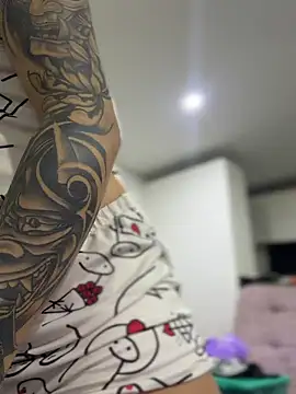 Isabella-Teen online show from April 2026 02:07:02 AM