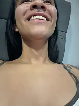 Isabella-Teen online show from April 2026 02:02:02 AM