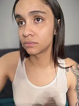 Isabella-Teen online show from February 2026 02:53:01 AM