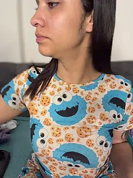 Isabella-Teen online show from January 2026 02:29:02 AM