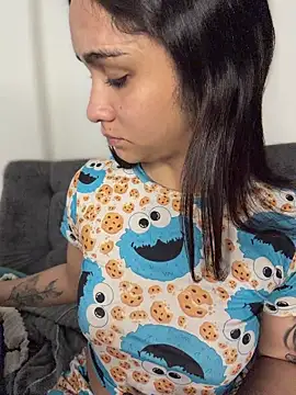 Isabella-Teen online show from January 2026 02:17:01 AM