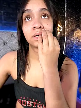 Snapshot of Isabella-Teen chatting on September 2025 02:18:01 AM Isabella-Teen online show from September 2025 02:18:01 AM