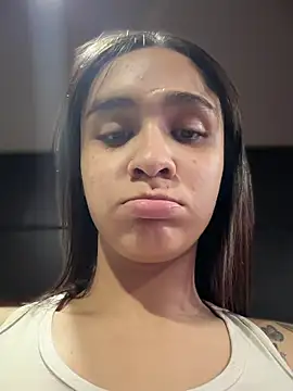 Isabella-Teen online show from February 2026 02:00:01 AM