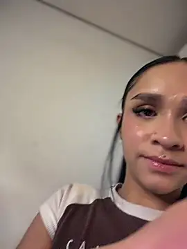 Isabella-Teen online show from April 2026 07:45:01 AM