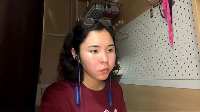Snapshot of JennyCarpenter chatting on May 2026 09:18:02 AM JennyCarpenter online show from May 2026 09:18:02 AM