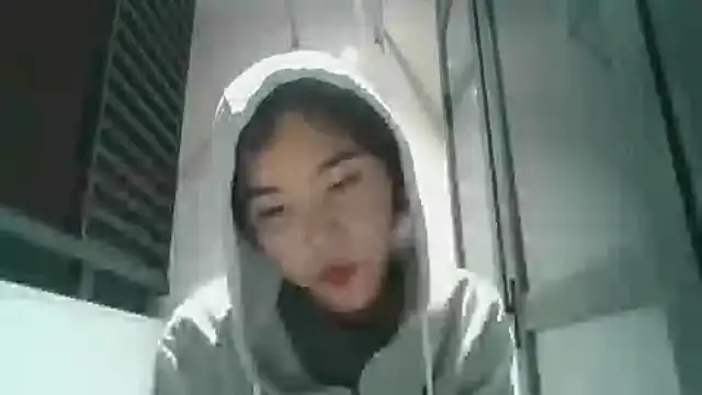 Snapshot of JennyCarpenter chatting on October 2025 11:46:02 AM JennyCarpenter online show from October 2025 11:46:02 AM