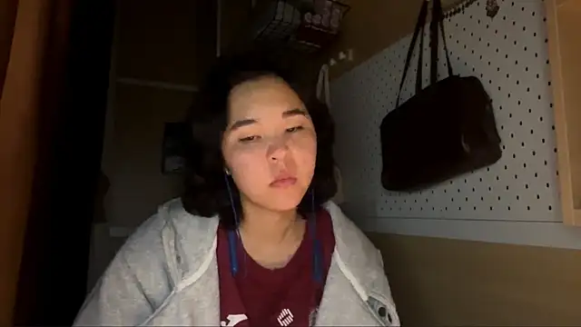 Snapshot of JennyCarpenter chatting on May 2026 10:26:01 PM JennyCarpenter online show from May 2026 10:26:01 PM