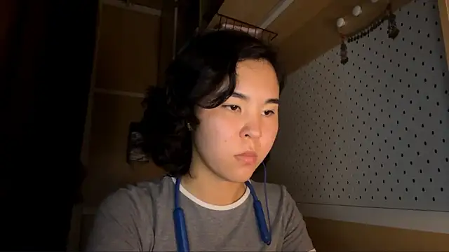 JennyCarpenter online show from April 2026 04:35:01 AM