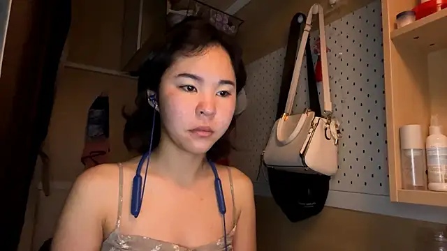 Snapshot of JennyCarpenter chatting on June 2026 09:20:02 PM JennyCarpenter online show from June 2026 09:20:02 PM