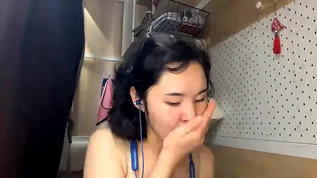 Snapshot of JennyCarpenter chatting on May 2026 05:15:02 AM JennyCarpenter online show from May 2026 05:15:02 AM