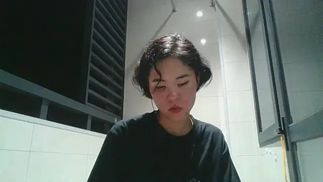 Snapshot of JennyCarpenter chatting on September 2025 04:24:01 PM JennyCarpenter online show from September 2025 04:24:01 PM
