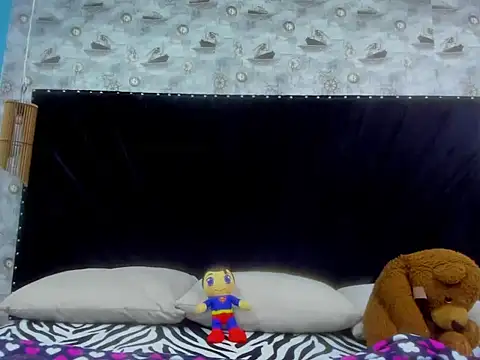 Snapshot of Karol-Horny chatting on September 2025 01:50:02 PM Karol-Horny online show from September 2025 01:50:02 PM