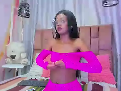 alix noa online show from November 2025 07:50:02 PM